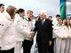 Mattarella al Villaggio olimpico: dal pranzo con gli atleti al regalo ricevuto dagli azzurri, la visita del presidente