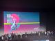 Palco con persone sopra