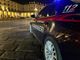 Chivasso, sfonda con un mattone la vetrina di un negozio per rubare delle scarpe