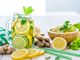 Combattere la stagione fredda con acqua e limone