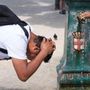 Troppo caldo in Lombardia, stop al lavoro esterno dalle 12.30 alle 16: chi si ferma