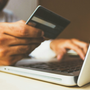 Pagamenti digitali: quanti sono gli italiani che hanno detto addio ai contanti