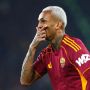 Wesley-gol, all’Olimpico la Roma piega il Como 1-0 Wesley-gol, all’Olimpico la Roma piega il Como 1-0