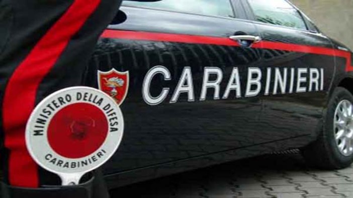 Volpiano, estorsione al datore di lavoro: i carabinieri arrestano impiegato infedele