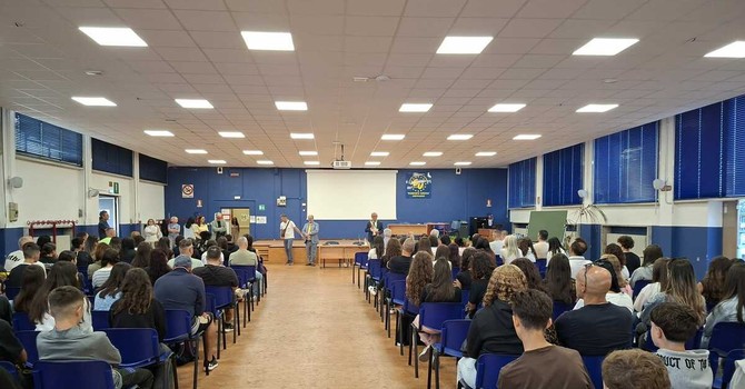 Giornata Mondiale degli Insegnanti: il Comune di Chivasso ringrazia i docenti