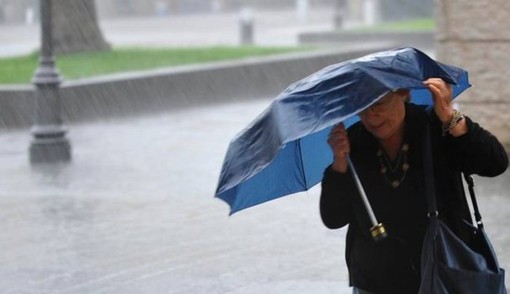 Ancora pioggia e maltempo in questo fine settimana sul Torinese: rischio valanghe in quota