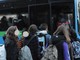 Bus pieni e studenti lasciati a terra, San Benigno e Chivasso protestano: il caso arriva in Regione