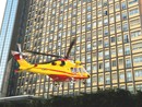 Travolta mentre attraversava sulle strisce, 15enne trasportata d'urgenza al Cto