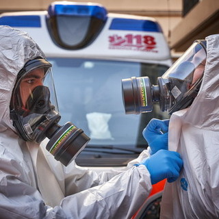 Altri 78 decessi per Covid in Piemonte. Calano i ricoveri (-61), due persone in più in terapia intensiva