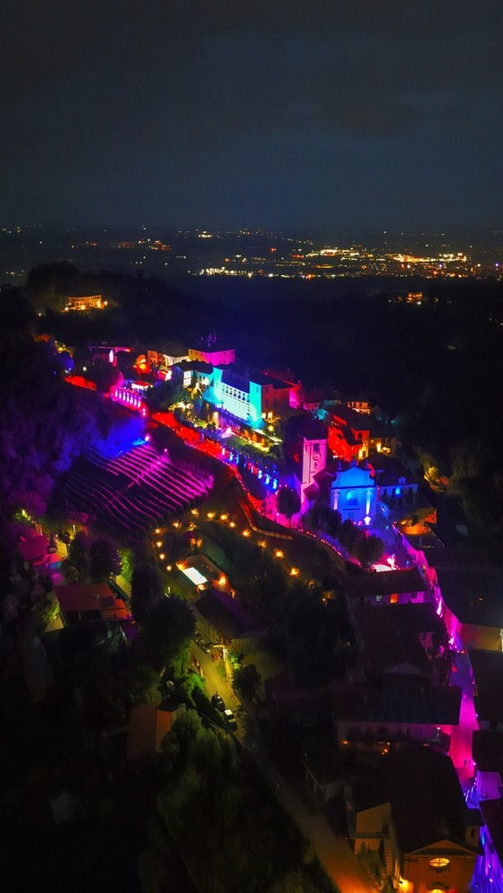 "Moon Walk", la passeggiata sulle colline chivassesi che porta al Moon Festival