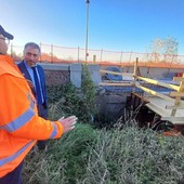 Proseguono i lavori di manutenzione del ponte sul Po a Verrua Savoia Proseguono i lavori di manutenzione del ponte sul Po a Verrua Savoia