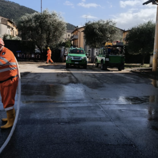 Disastro maltempo, la Protezione Civile piemontese a Montemurlo tende la mano agli alluvionati