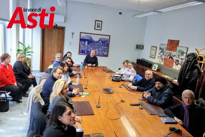 Il tavolo riunitosi in Provincia (ph. Merfephoto - Efrem Zanchettin) Il tavolo riunitosi in Provincia (ph. Merfephoto - Efrem Zanchettin)