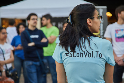 Il bando è rivolto ai giovani tra i 18 e i 28 anni e propone un’esperienza di 12 mesi Il bando è rivolto ai giovani tra i 18 e i 28 anni e propone un’esperienza di 12 mesi