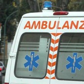 Tragedia a Chivasso: 70enne muore schiacciata tra due auto dopo essere stata investita Tragedia a Chivasso: 70enne muore schiacciata tra due auto dopo essere stata investita