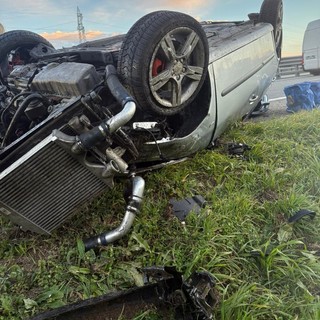 Due persone ferite sono stati trasportate all'ospedale eporediese