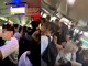 Bus pieni e studenti lasciati a terra, San Benigno e Chivasso protestano: il caso arriva in Regione