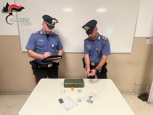 I carabinieri di Ivrea fanno scattare tre volte le manette I carabinieri di Ivrea fanno scattare tre volte le manette