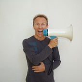Cristiano Militello chiude il Festival dei Libri Sportivi a Busto Arsizio con lo spettacolo “Mi saluta... Cristiano Militello?”
