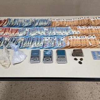 Soldi e droga recuperati dai carabinieri a Chiaverano