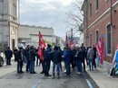 Manifestazione di sindacati e lavoratori Gurit