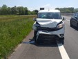 Brutto incidente sull'autostrada A5: auto si ribalta