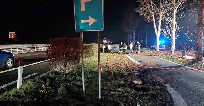 Neonata morta sulla Torino-Aosta, Procura Ivrea: "Ipotesi reato omicidio colposo" Neonata morta sulla Torino-Aosta, Procura Ivrea: "Ipotesi reato omicidio colposo"