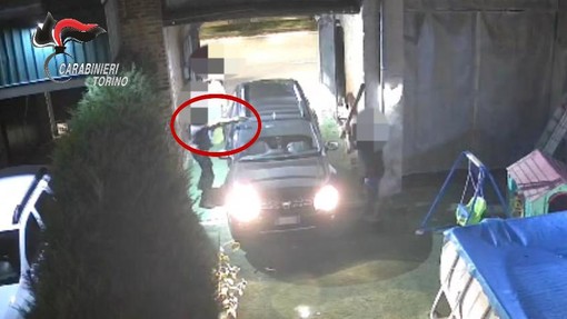 Regolamento di conti a Favria, grave un ferito da colpo di pistola: quattro fermati