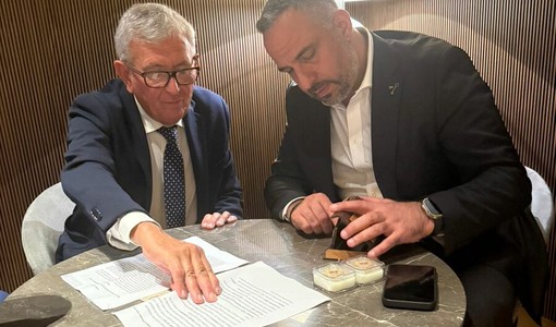 L'incontro tra i due sindaci di Chivasso e Betlemme
