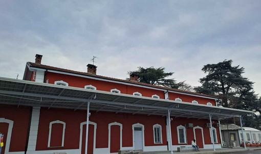 Una immagine della rinnovata ex stazione di Castellamonte