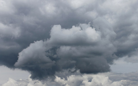 Allerta meteo gialla su Torino e provincia: temporali improvvisi e forte instabilità fino a sera