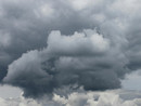 Meteo: a Torino l'autunno si fa sentire con cieli grigi e uggiosi, ma senza grandi piogge