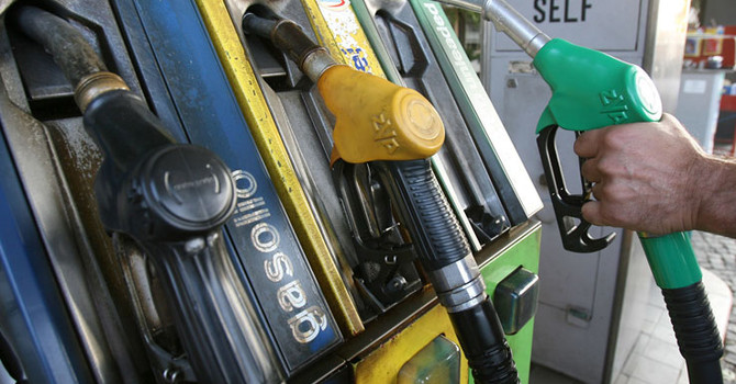Benzina e diesel, stangata congelata per 48 ore: corsa contro il tempo per il controesodo