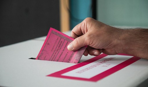 Referendum giustizia, Meloni si sbilancia: "Si vota il 22 e 23 marzo" Referendum giustizia, Meloni si sbilancia: "Si vota il 22 e 23 marzo"