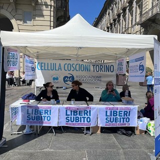 Raccolta firme sabato a Chivasso