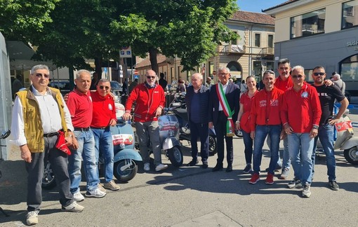 A Chivasso raduno internazionale di Vespa Club: tre giorni di eventi, visite e cultura A Chivasso raduno internazionale di Vespa Club: tre giorni di eventi, visite e cultura