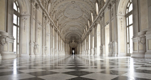 "Benvenuti al mondo": anche ai nati di San Mauro la Reggia di Venaria regala una domenica speciale