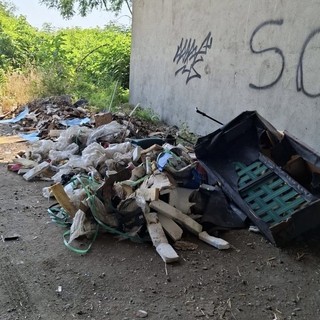 Scarichi sotto il ponte della Torino-Caselle: tre casi in dieci giorni