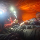 Abisso Paperino, operazioni delicate per il recupero dello speleologo del Canavese bloccato in profondità