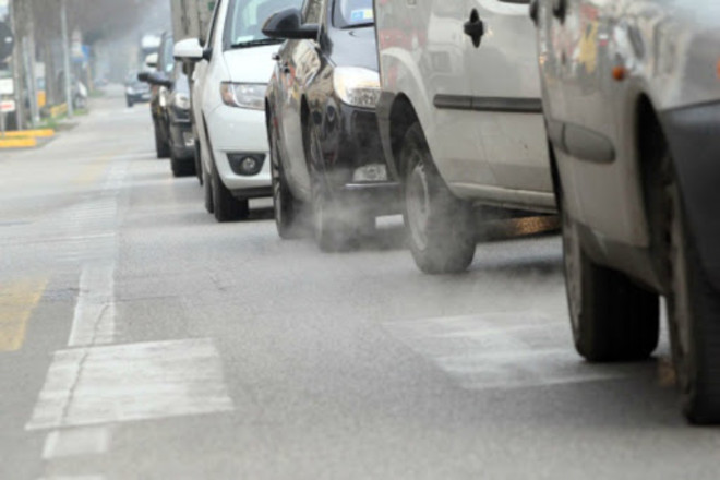 A Torino si abbassa lo smog : domani via libera ai diesel Euro 5