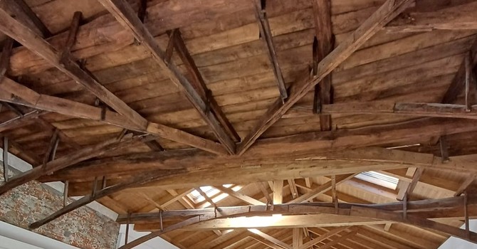 Una foto del sopralluogo nella nuova biblioteca Una foto del sopralluogo nella nuova biblioteca