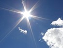 sole e nuvole nel cielo