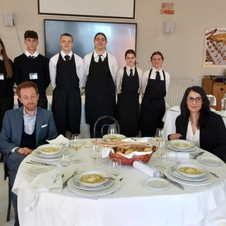 L’assessore comunale all’Istruzione di Chivasso ospite dell’Istituto “Carlo Ubertini”