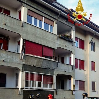 La palazzina interessata dall'incendio