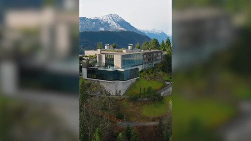 Amato da Hepburn e James Bond, ecco il "resort della pace" tra Usa e Iran