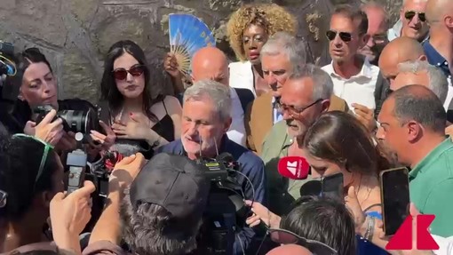 Alemanno esce da Rebibbia, "Stasera vedo Vannacci. Io pontiere con Meloni? Porto la mia esperienza"
