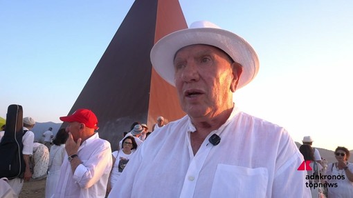 Antonio Presti al Rito della Luce a Fiumara d'Arte: "I giovani devono tornare ad avere la visione del futuro"