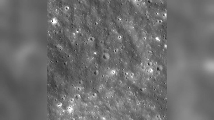 Razzo Space X precipita sulla Luna: le immagini del nuovo cratere creato dall'impatto Razzo Space X precipita sulla Luna: le immagini del nuovo cratere creato dall'impatto