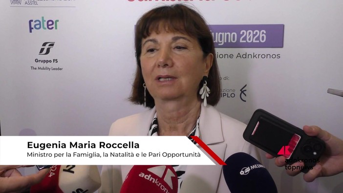 Roccella: "Vitalità di una società parte dal basso, demografia incide su sanità, welfare e pensioni" Roccella: "Vitalità di una società parte dal basso, demografia incide su sanità, welfare e pensioni"