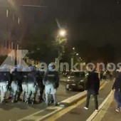 Roma, manifestanti tentano di raggiungere il Circo Massimo: nuovo sbarramento in piazza Albania